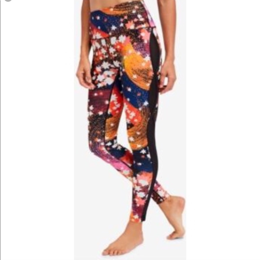 Free People NWT Medium Leggings Liza Illusion - Picture 1 of 8